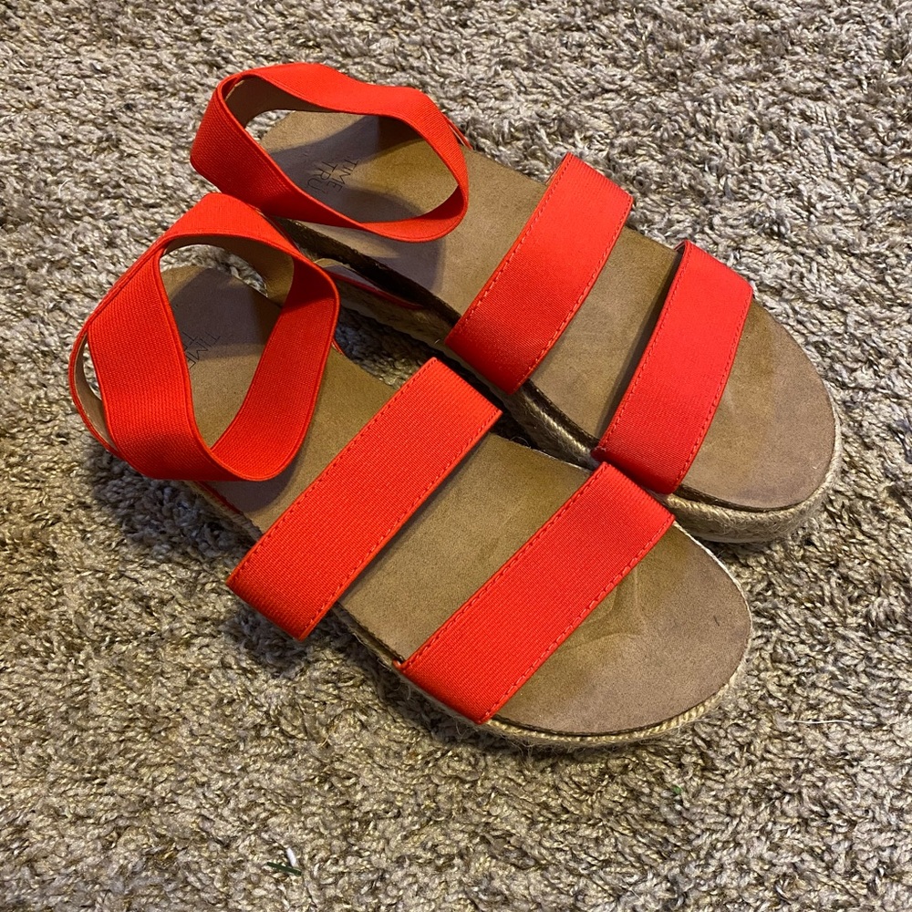 Time and Tru Sandals